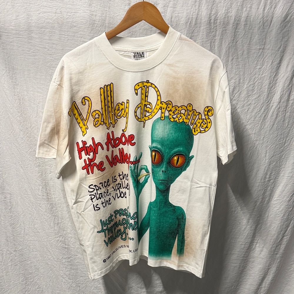 Vale forever White Graphic T-Shirt